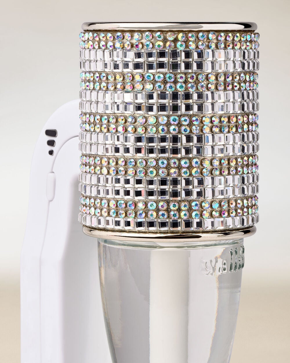 Shine & Sparkle Wallflowers Scent Control? Fragrance Plug - Image 2