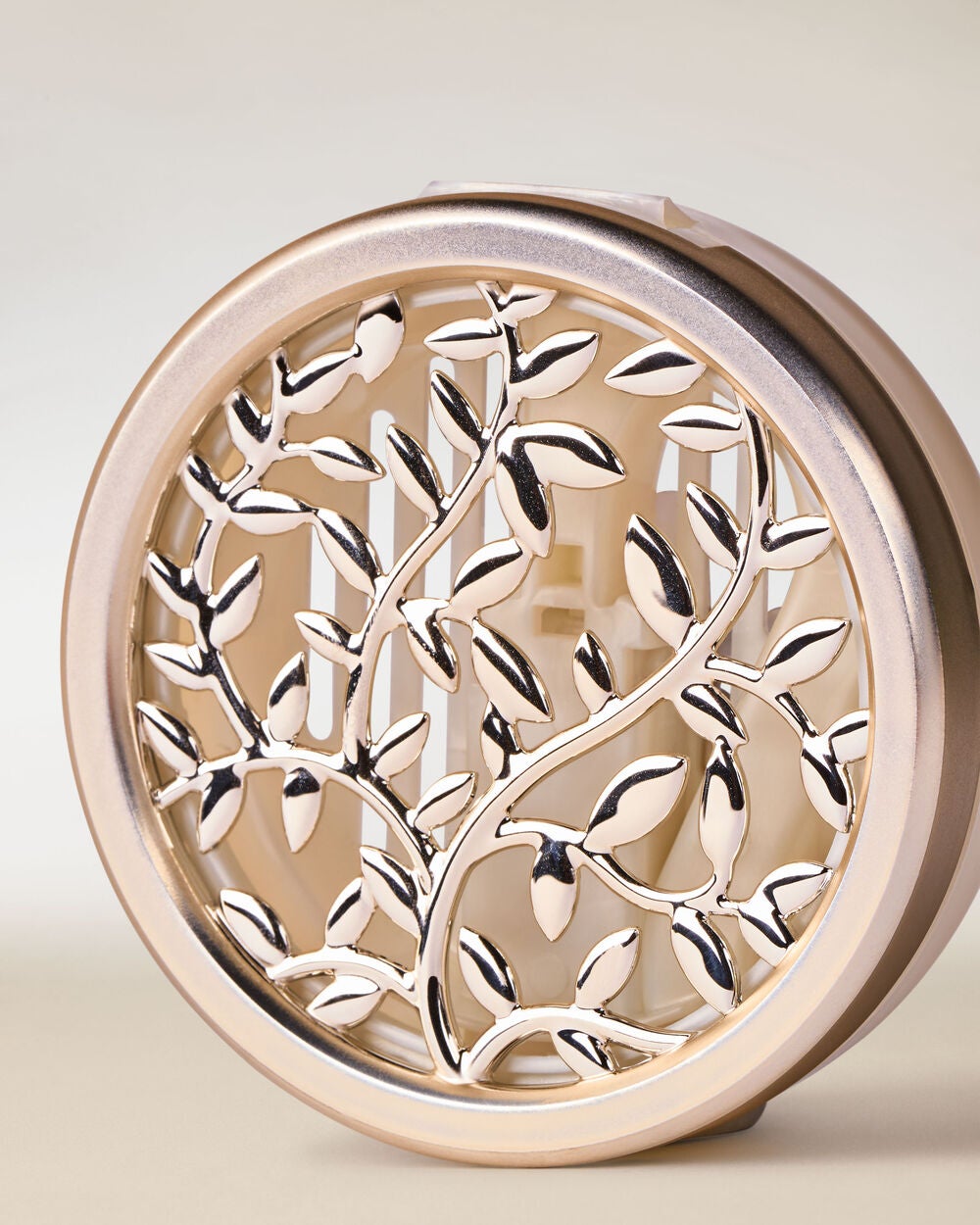 Leaves Car Fragrance Holder - Image 2