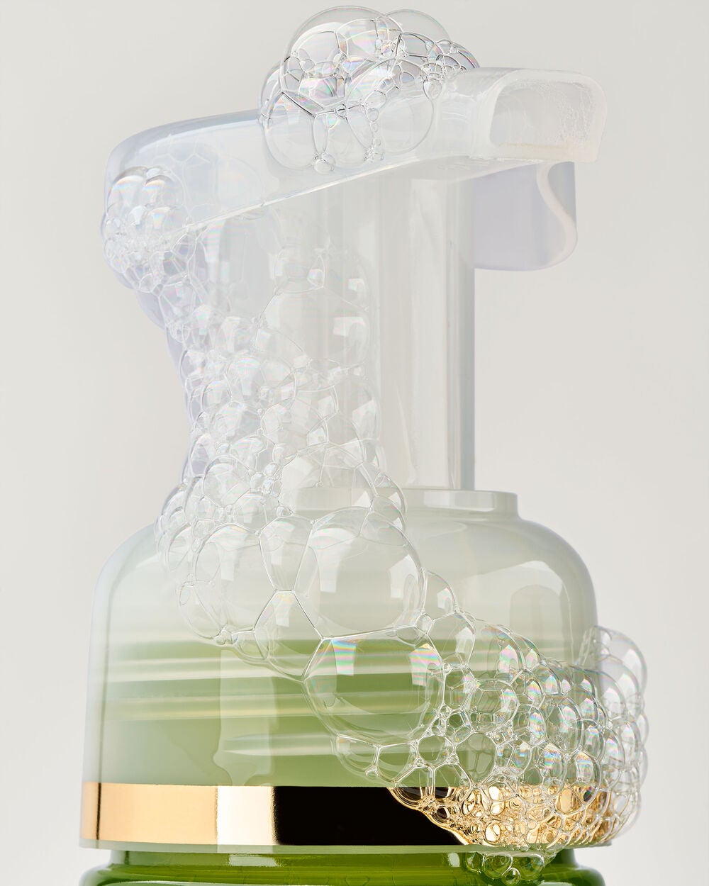 Eucalyptus Mint Gentle & Clean Foaming Hand Soap - Image 5
