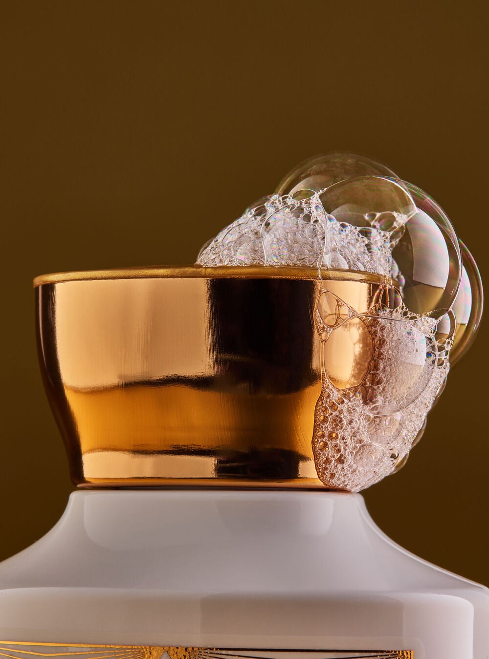 Touch of Gold Body Wash - Image 5