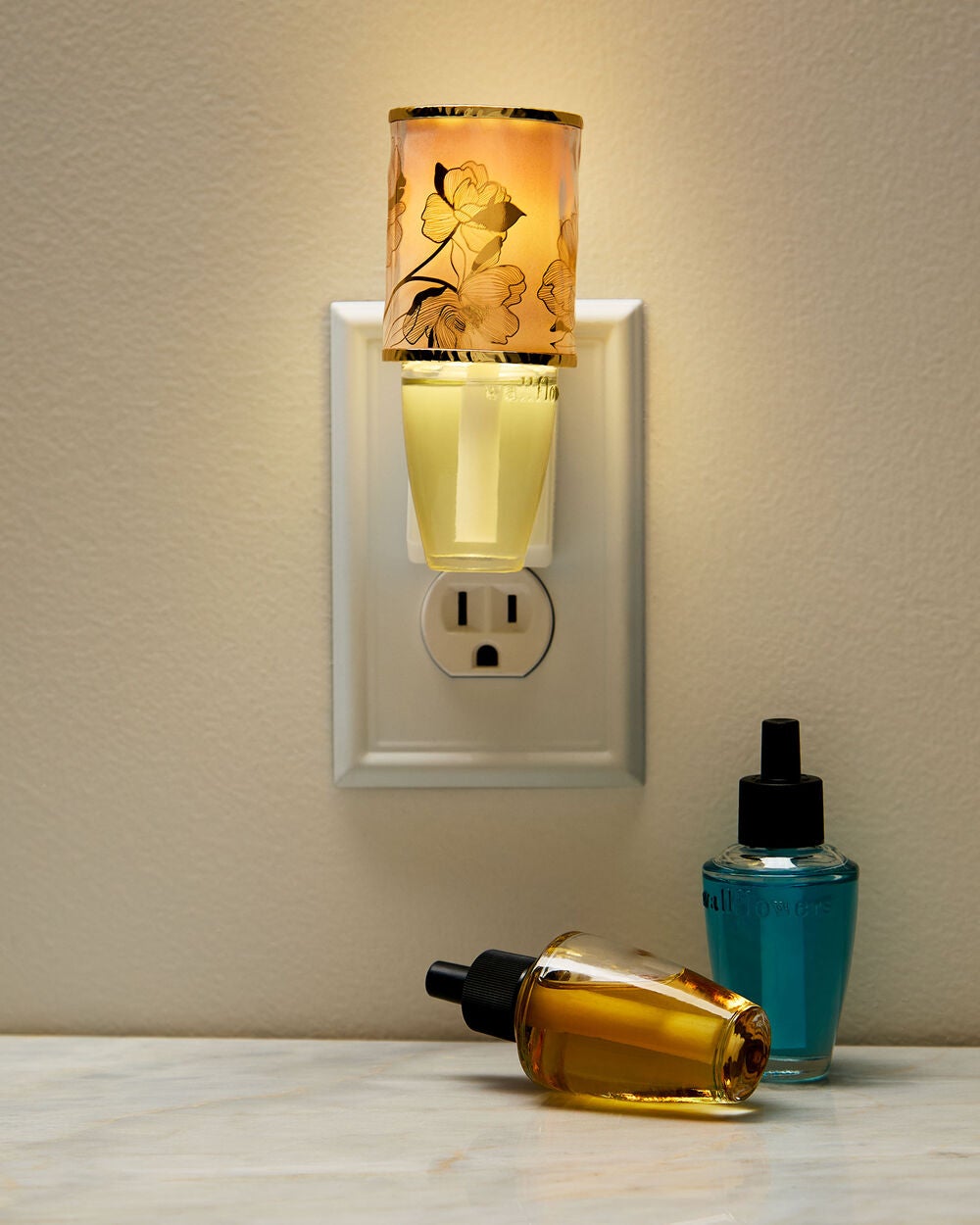 Floral Scent Control? Nightlight Wallflowers Fragrance Plug - Image 5