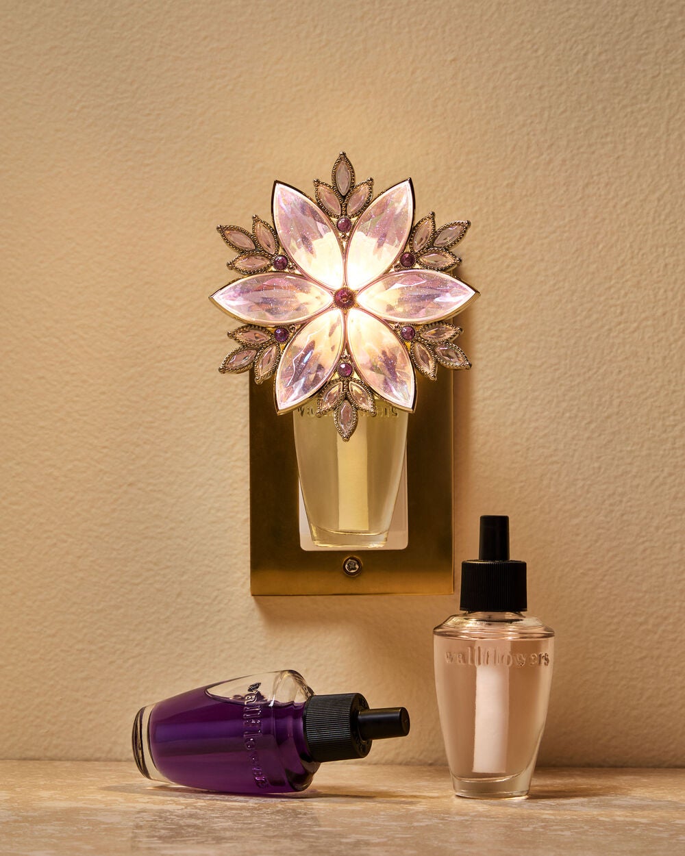 Crystal Burst Scent Control? Nightlight Wallflowers Fragrance Plug - Image 5