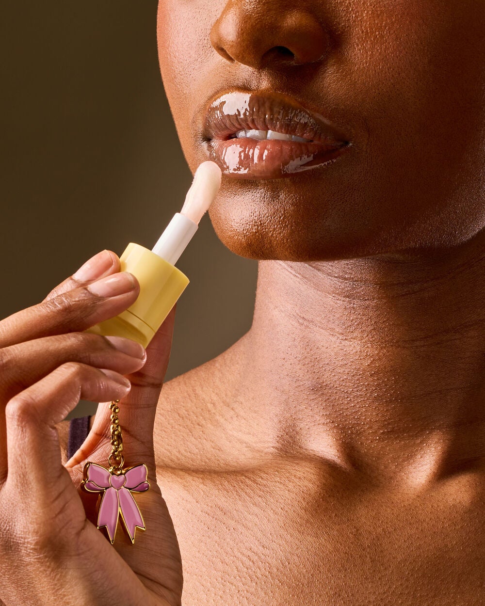 Confetti Cake Pop Lip Oil - Image 5