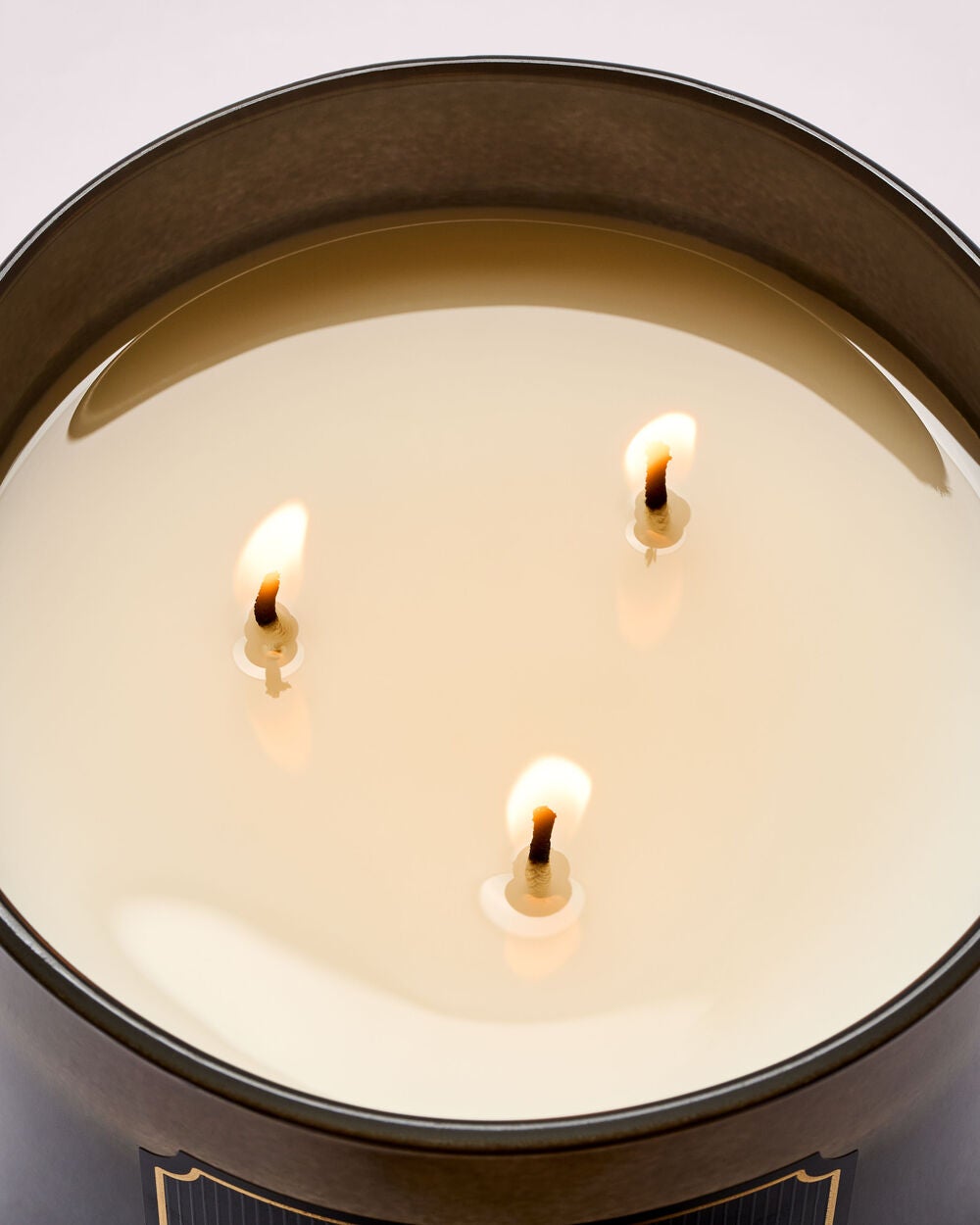 Mahogany Teakwood 3-Wick Candle - Image 5
