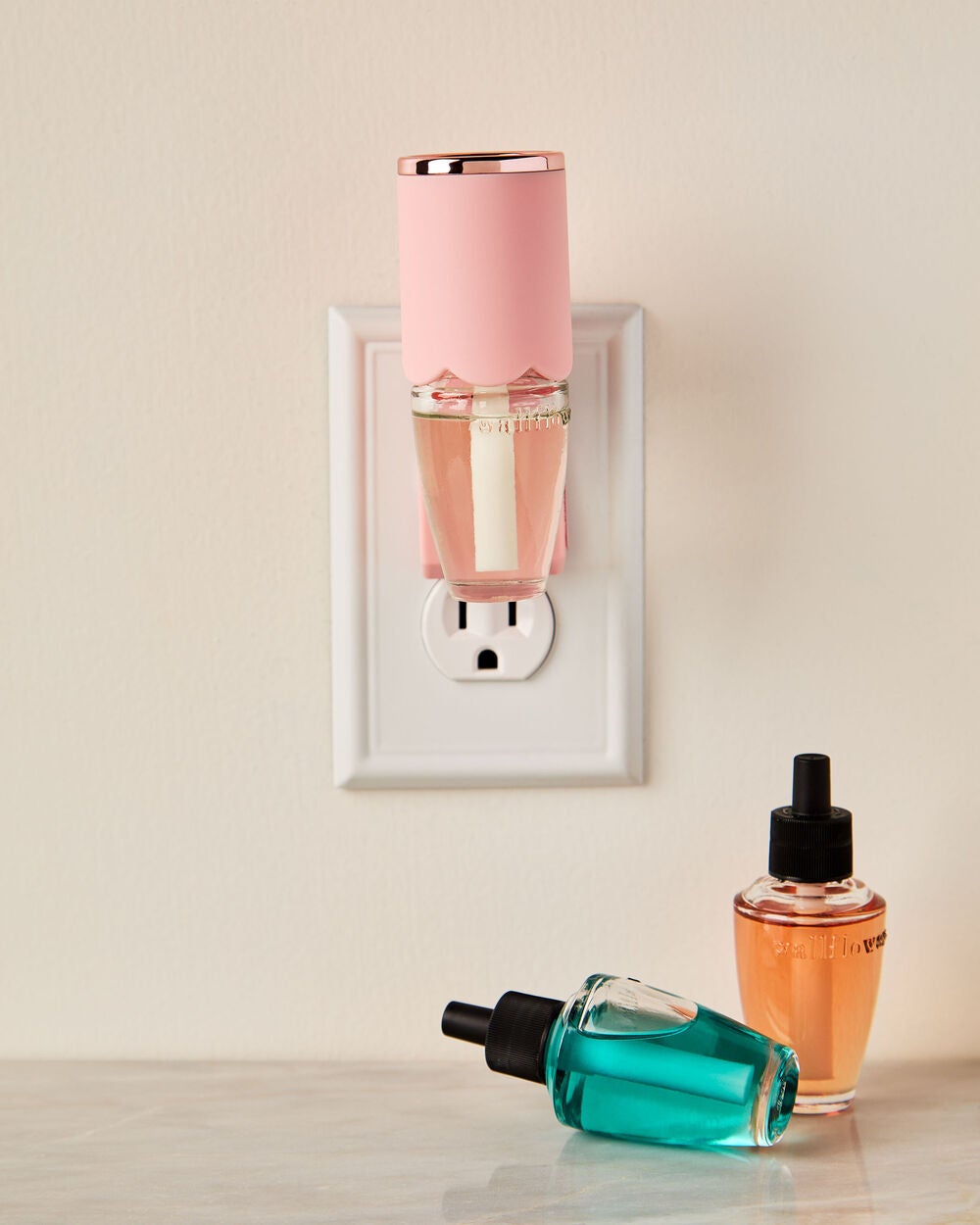 Pink Scalloped Scent Control? Wallflowers Fragrance Plug - Image 6