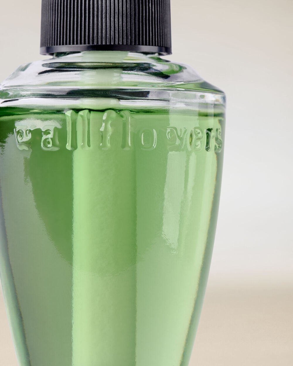 Spring Apple Wallflowers Fragrance Refill - Image 2