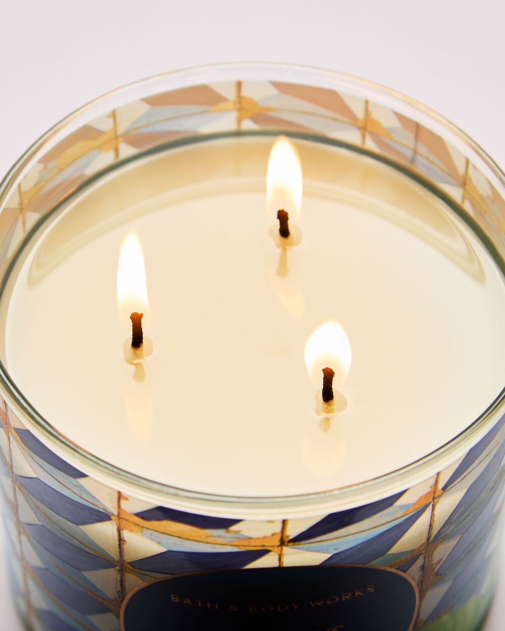 Sea Salt Coast 3-Wick Candle - Image 5