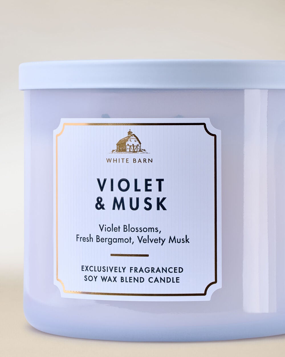Violet & Musk 3-Wick Candle - Image 2