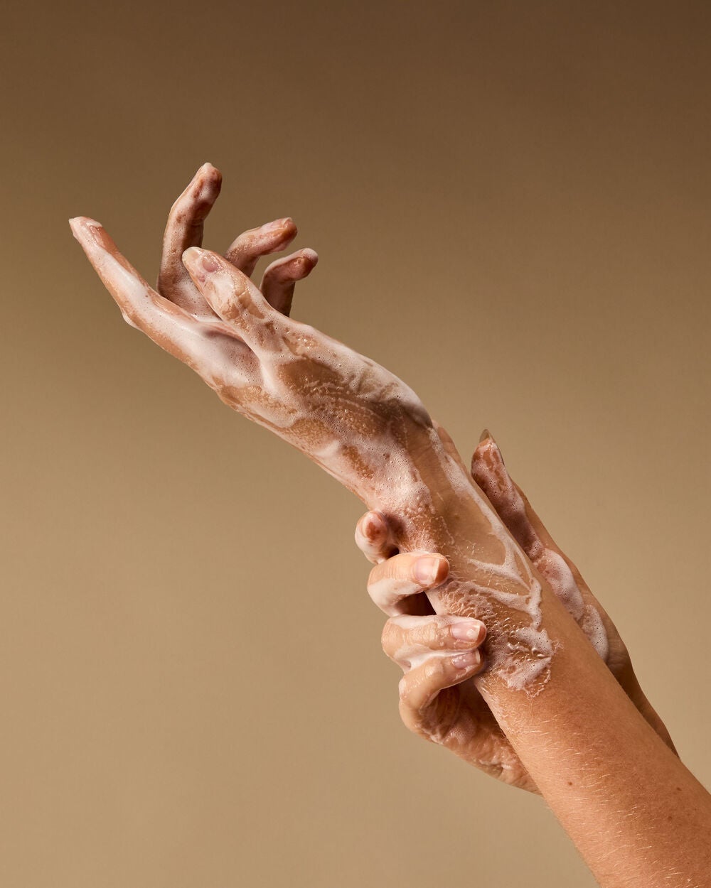 Sun-Washed Citrus Revitalizing Gel Hand Soap - Image 6